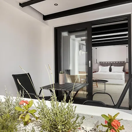 Villa Smaris Collection *